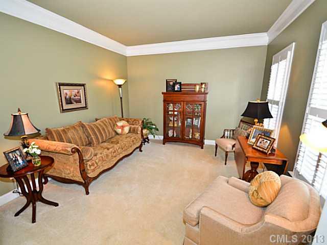10901 Fox Hedge Road Matthews, NC 28105 - Photo 4 of 16 Gallery Image 4