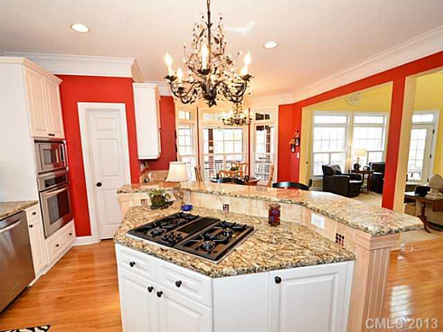 10901 Fox Hedge Road Matthews, NC 28105 - Photo 6 of 16 Gallery Image 6