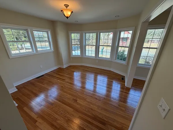 $2,700 | 89 North Street, Agawam, MA 01001