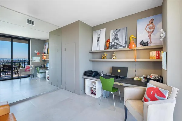 $9,900 | 1000 Venetian Way, Unit 1501, Miami, FL 33139