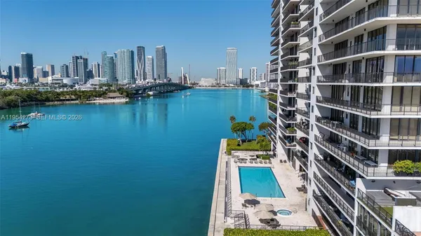 $9,900 | 1000 Venetian Way, Unit 1501, Miami, FL 33139