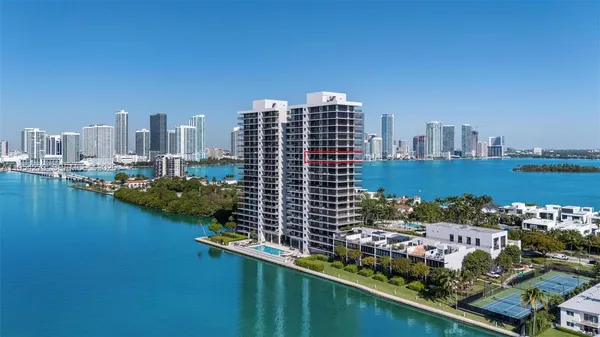 $9,900 | 1000 Venetian Way, Unit 1501, Miami, FL 33139