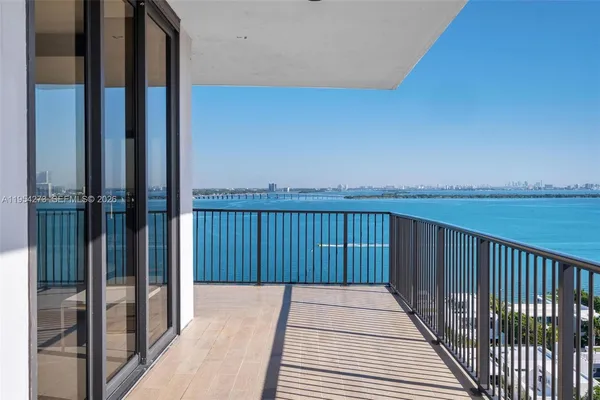 $9,900 | 1000 Venetian Way, Unit 1501, Miami, FL 33139