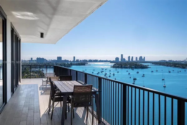 $9,900 | 1000 Venetian Way, Unit 1501, Miami, FL 33139