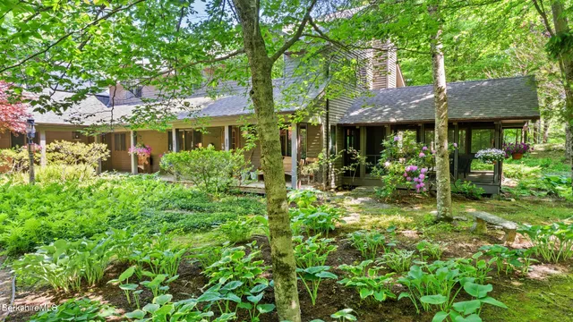 $2,000,000 | 173 Hillsdale Road, Egremont, MA 01230