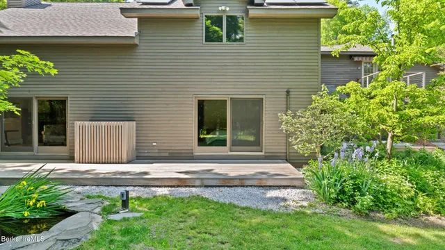 $2,000,000 | 173 Hillsdale Road, Egremont, MA 01230