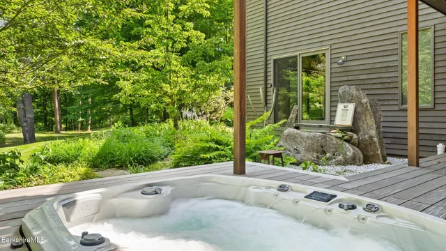 $2,000,000 | 173 Hillsdale Road, Egremont, MA 01230