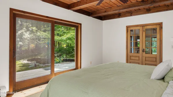 $2,000,000 | 173 Hillsdale Road, Egremont, MA 01230
