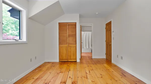 $2,000,000 | 173 Hillsdale Road, Egremont, MA 01230