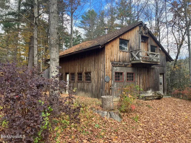 $2,000,000 | 173 Hillsdale Road, Egremont, MA 01230