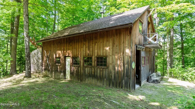 $2,000,000 | 173 Hillsdale Road, Egremont, MA 01230