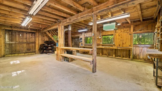 $2,000,000 | 173 Hillsdale Road, Egremont, MA 01230