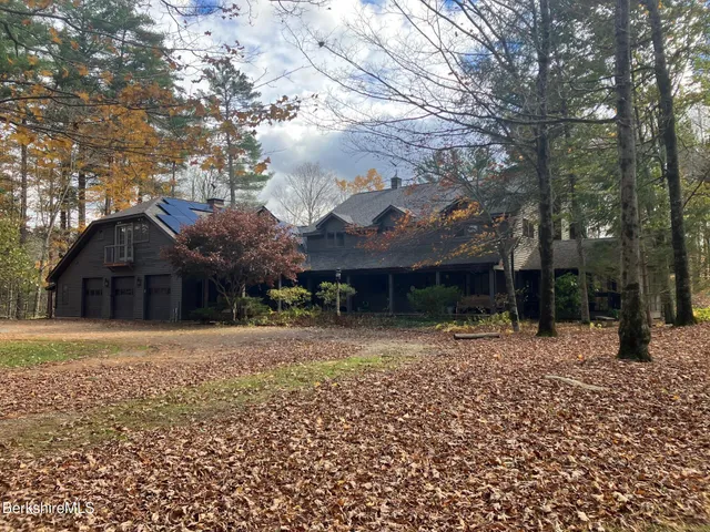 $2,000,000 | 173 Hillsdale Road, Egremont, MA 01230