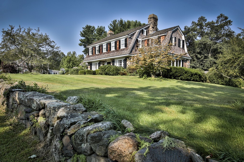 50 Dalton Road Chelmsford, MA 01824 - Photo 1 of 27 a front view of a house with a yard