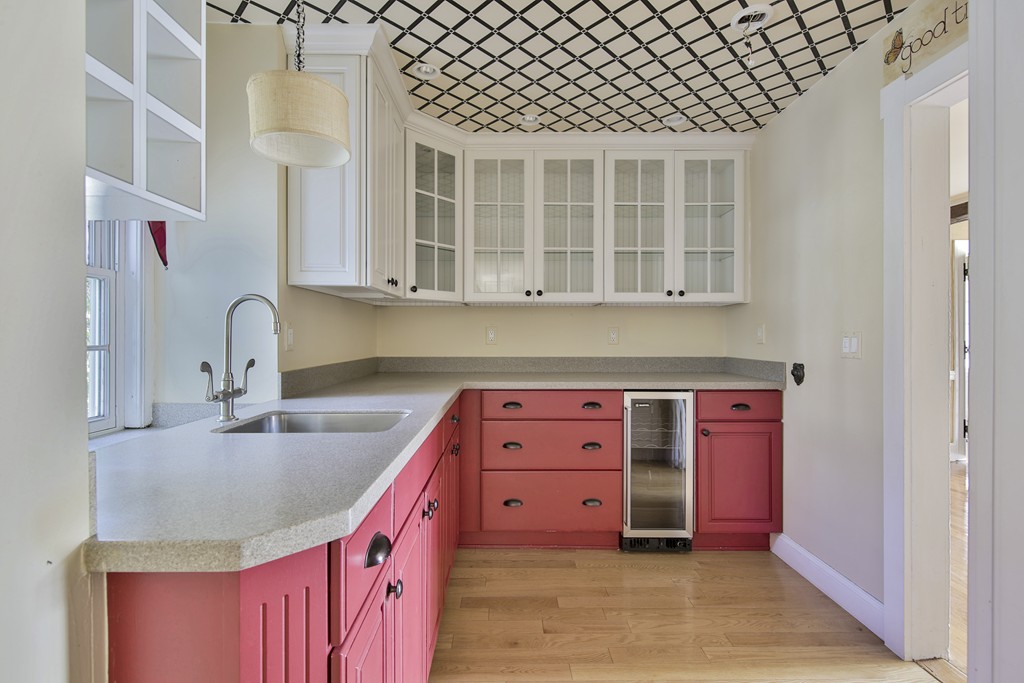 50 Dalton Road Chelmsford, MA 01824 - Photo 14 of 27 a kitchen with a sink and cabinets