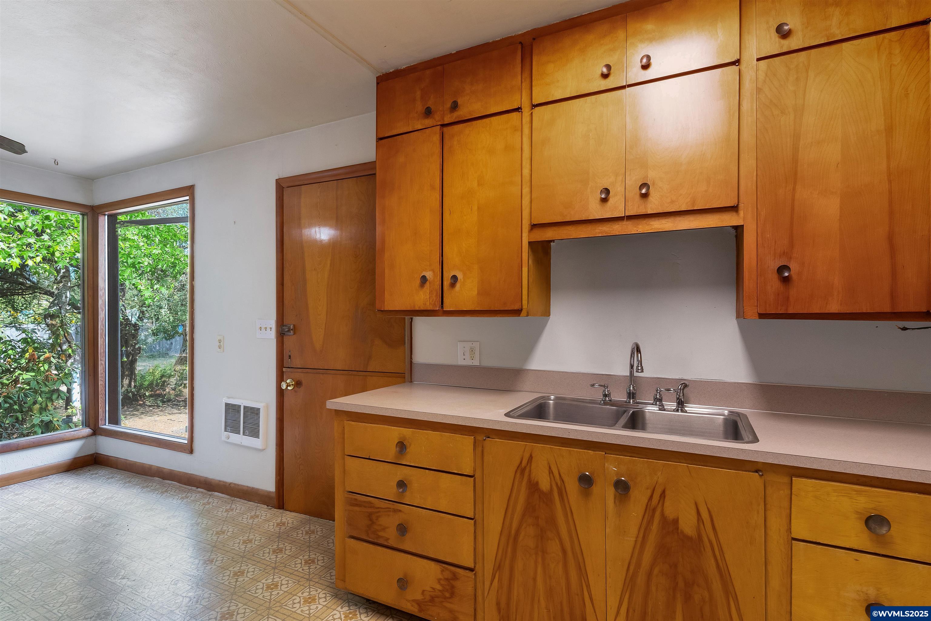 24975 Yamhill River Road Willamina, OR 97396 - Photo 13 of 50