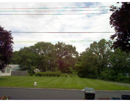 102 Steuben Street Springfield, MA 01151 - Photo 13 of 14 Gallery Image 13