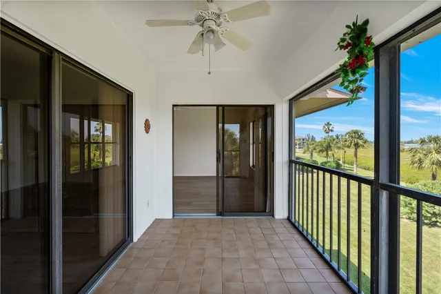 $250,000 | 6165 South Mirror Lake Drive, Unit 307, Sebastian, FL 32958