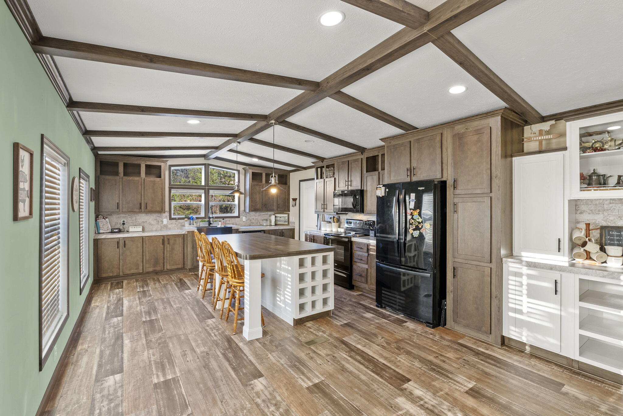 2685 McKee Road Irvine, KY 40336 - Photo 8 of 18 10-web-or-mls-DSC05653