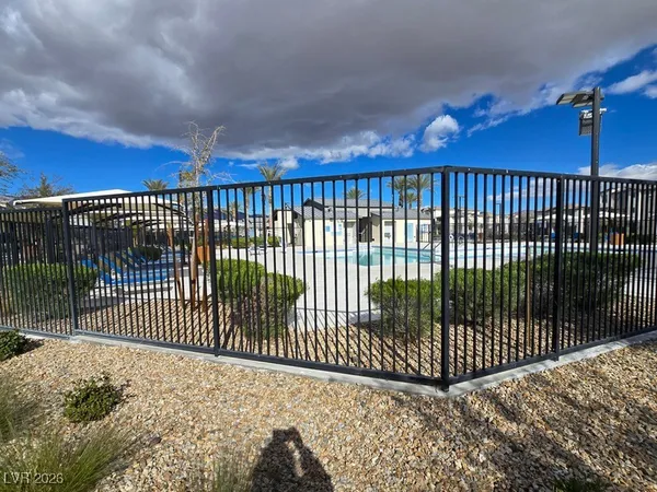 $1,725 | 2677 Saddle Bronze Court, North Las Vegas, NV 89086