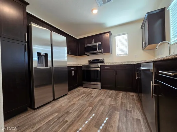 $1,725 | 2677 Saddle Bronze Court, North Las Vegas, NV 89086