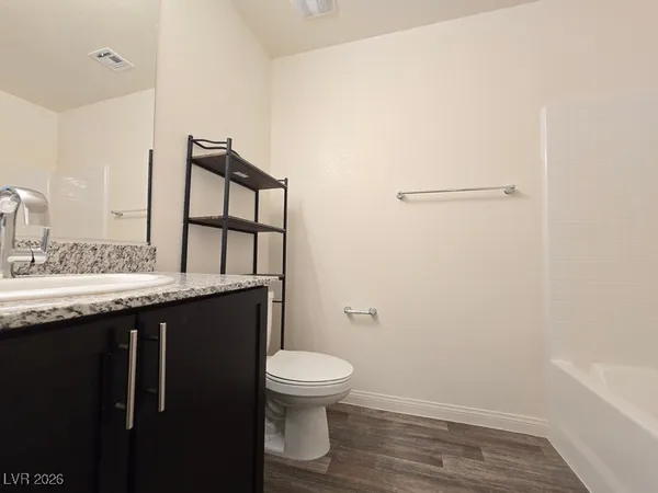 $1,725 | 2677 Saddle Bronze Court, North Las Vegas, NV 89086