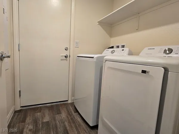 $1,725 | 2677 Saddle Bronze Court, North Las Vegas, NV 89086