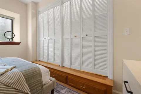 $845,000 | 2 Clarendon Street, Unit 302, Boston, MA 02116