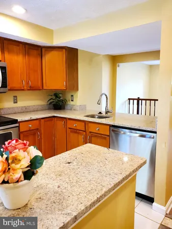 $2,700 | 12124 Purple Sage Court, Reston, VA 20194