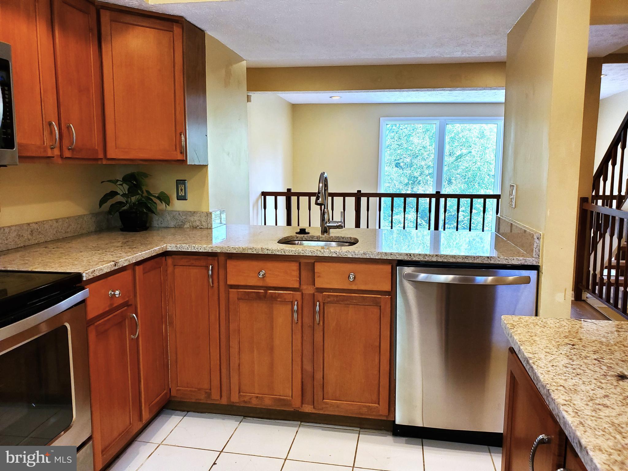 12124 Purple Sage Court Reston, VA 20194 - Photo 15 of 70