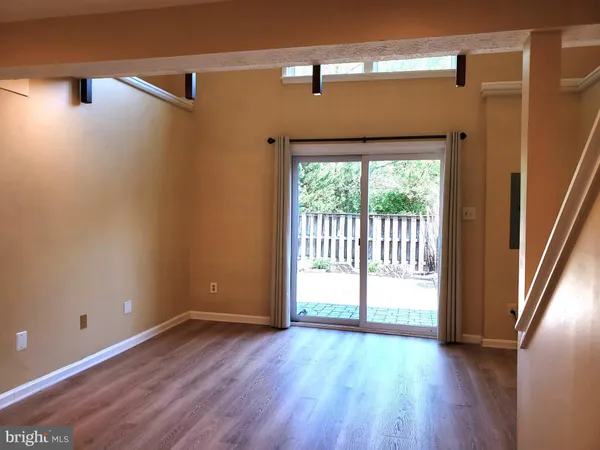 $2,700 | 12124 Purple Sage Court, Reston, VA 20194