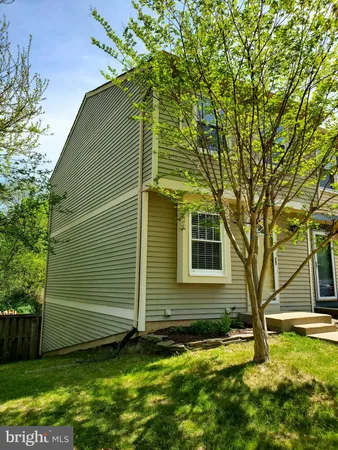 $2,700 | 12124 Purple Sage Court, Reston, VA 20194