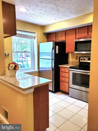 $2,700 | 12124 Purple Sage Court, Reston, VA 20194