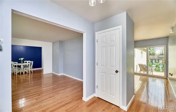 $329,500 | 1211 Big Bend Road, Ballwin, MO 63021