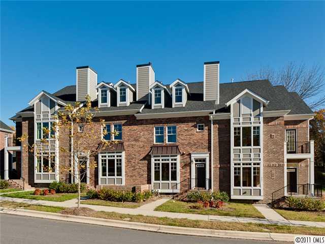 337 Spring Street, Unit 337 Davidson, NC 28036 - Photo 1 of 16 Gallery Image 1