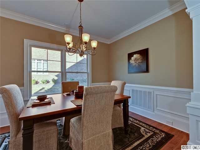 337 Spring Street, Unit 337 Davidson, NC 28036 - Photo 5 of 16 Gallery Image 5