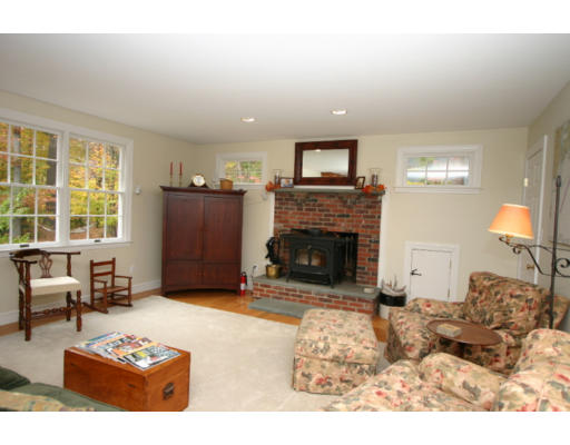 34 Pequot Road Wayland, MA 01778 - Photo 6 of 23 Gallery Image 6
