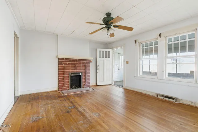 $224,900 | 105 South Guthrie Avenue, Durham, NC 27703