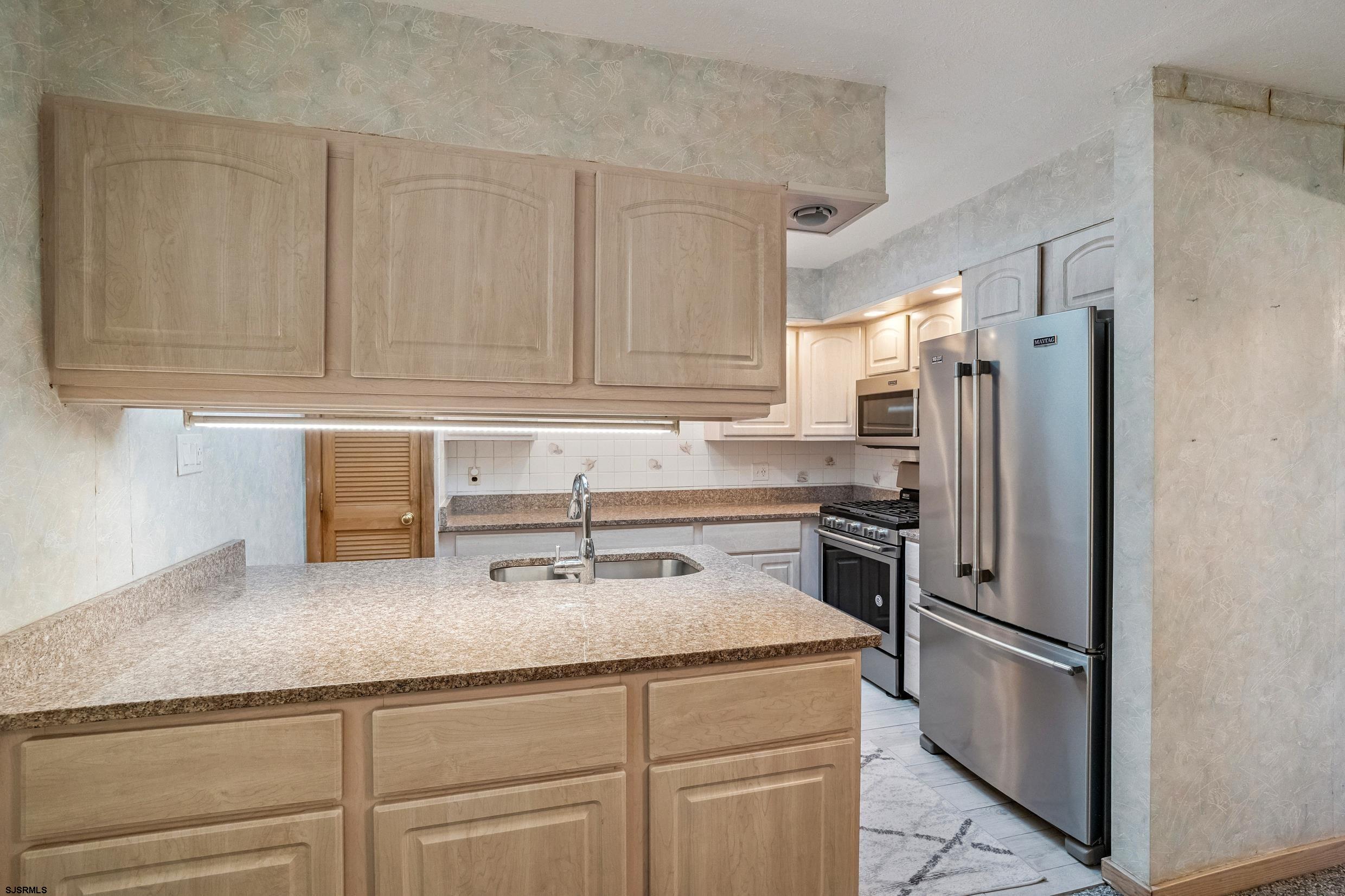 4 East Curran Drive Absecon, NJ 08201 - Photo 20 of 58