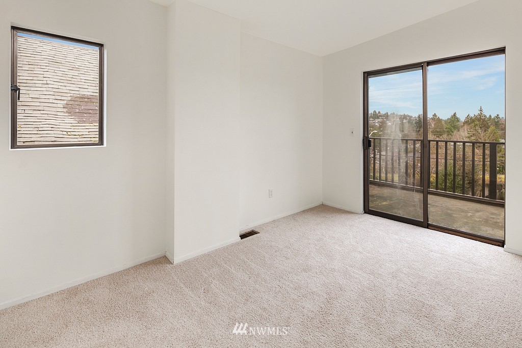 3217 East Madison Street Seattle, WA 98112 - Photo 12 of 20