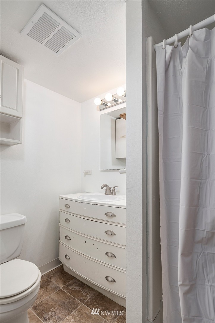 3217 East Madison Street Seattle, WA 98112 - Photo 17 of 20