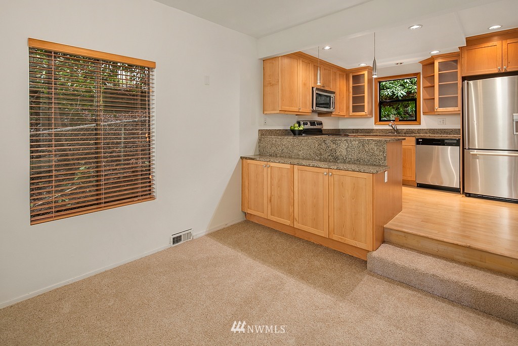 3217 East Madison Street Seattle, WA 98112 - Photo 4 of 20