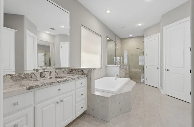 $729,900 | 11206 Castille Lane, Houston, TX 77082