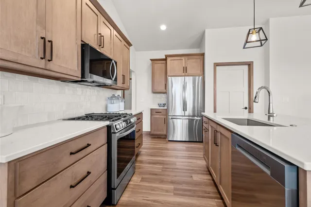 $540,000 | N8856 Dublin Pass, Menasha, WI 54952