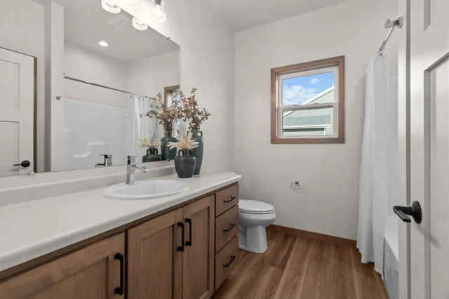 $540,000 | N8856 Dublin Pass, Menasha, WI 54952