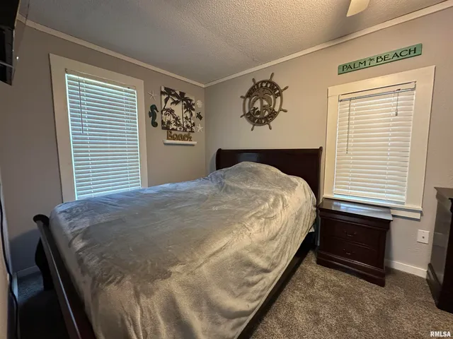 $95,900 | 1028 East Oak Street, Macomb, IL 61455