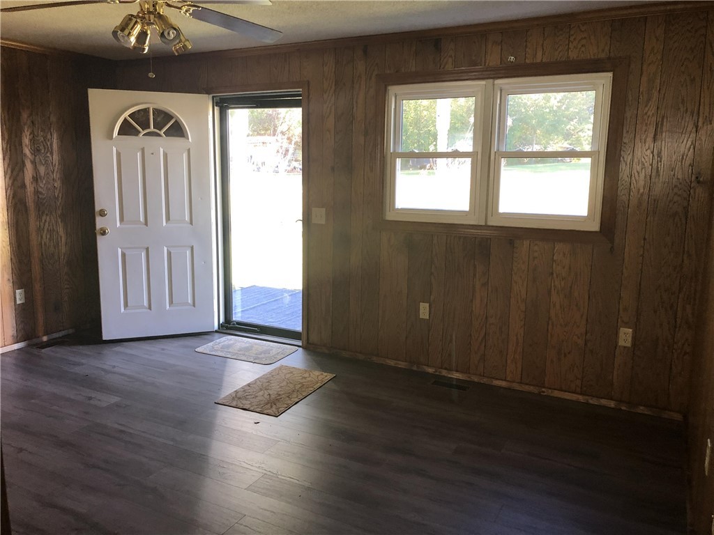 1728 Clearmont Road Westminster, SC 29693 - Photo 2 of 10