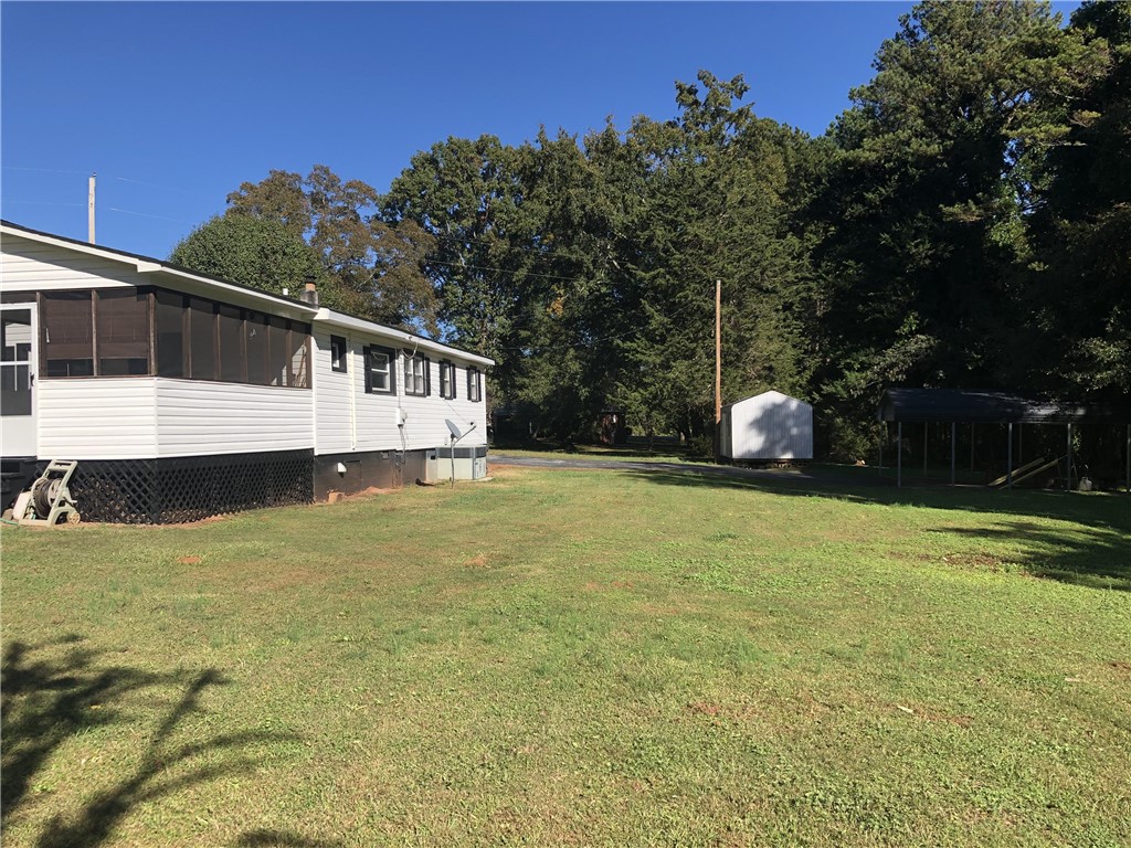 1728 Clearmont Road Westminster, SC 29693 - Photo 8 of 10