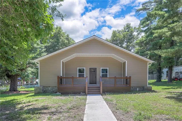 $259,950 | 735 East Devon Street, Independence, MO 64055