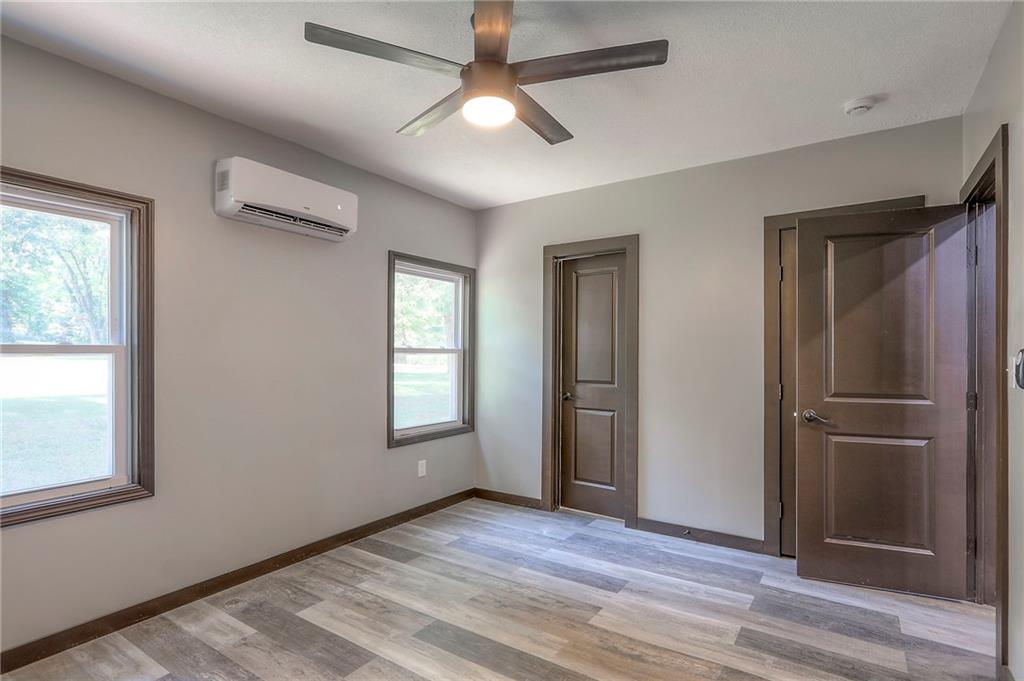 735 East Devon Street Independence, MO 64055 - Photo 21 of 36